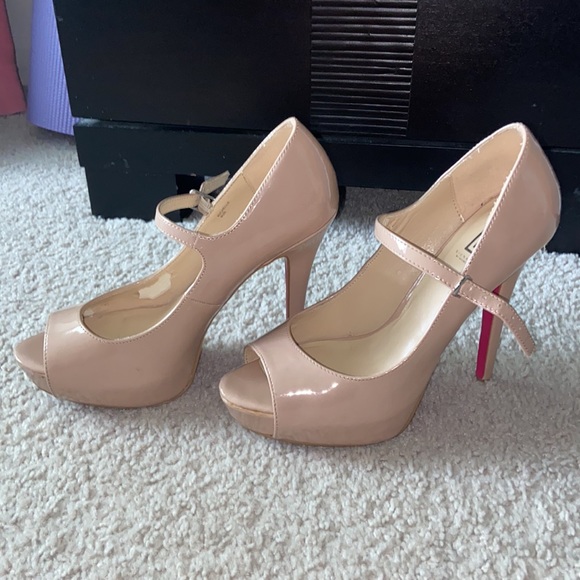 Signature by shoe dazzle heels - Picture 4 of 12